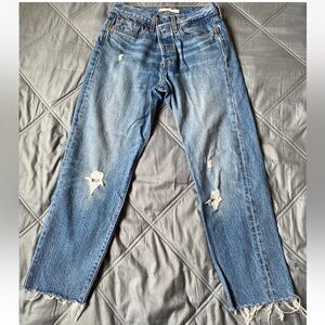 Levi's Premium Jeans Wedgie womens size 27 frayed   distressed 100% cotton